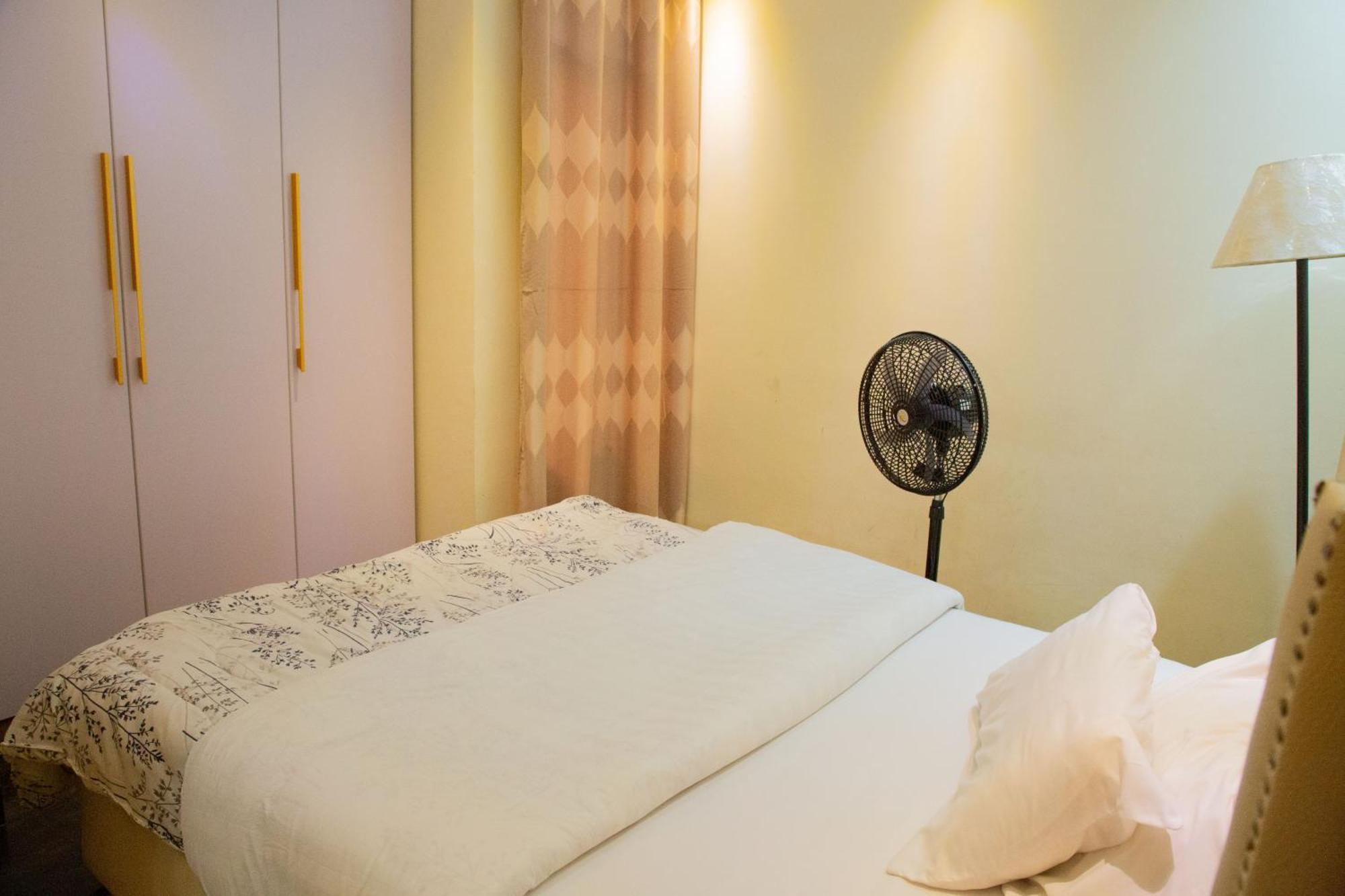 The Vibrant Lodge Gacuriro Kigali Luaran gambar